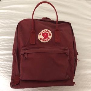 FJALLRAVEN KANKEN RED BACKPACK